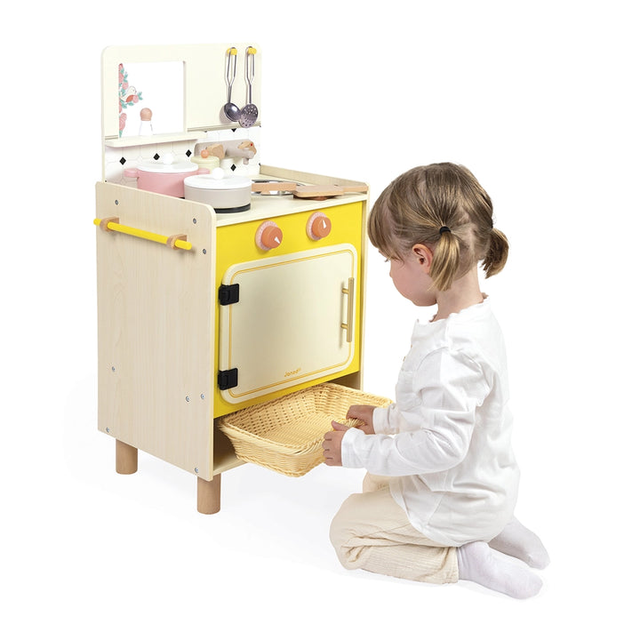 Cottage Chic Compact Cooker