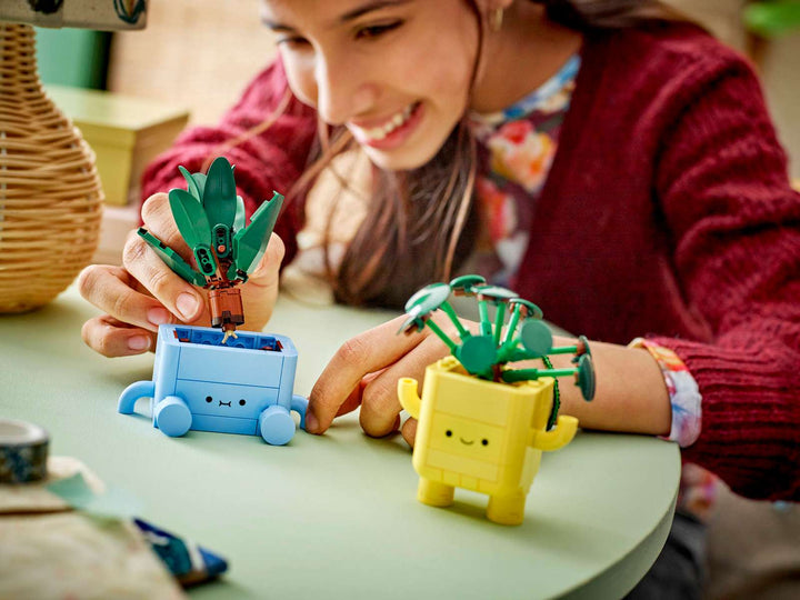 LEGO Happy Plants (10349)