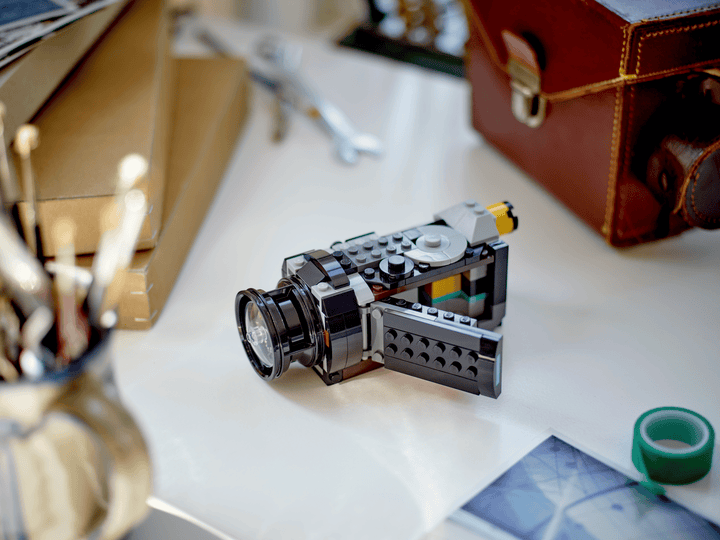 LEGO Creator 3-in-1 Retro Camera (31147)