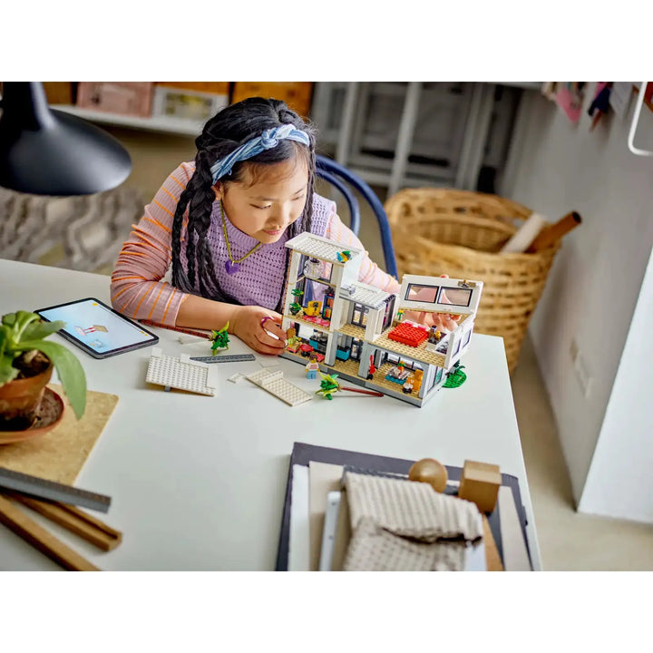 LEGO® Creator Modern House (31153)