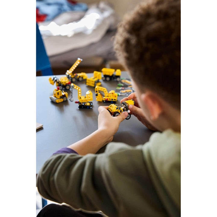 LEGO Technic Mighty Machines (42233)