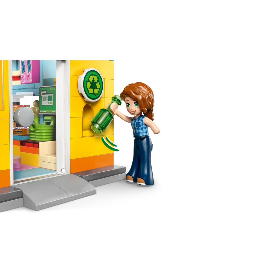 LEGO® Friends Heartlake City Convenience Store (42680)