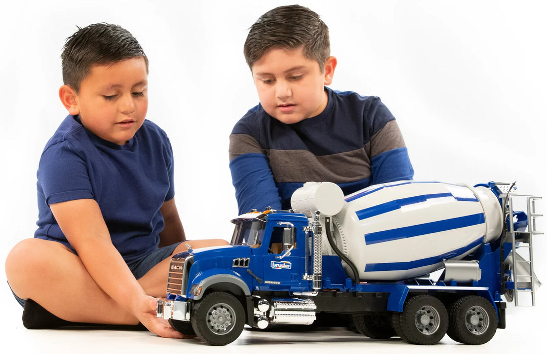 Bruder MACK Granite Cement Mixer (02814)