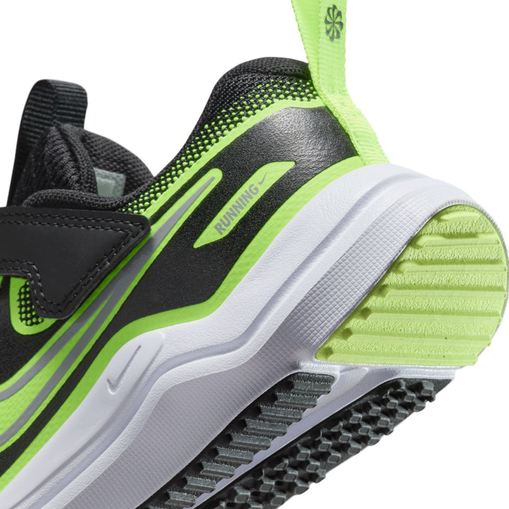 Nike Cosmic Runner Sneaker (Toddler/Little Kid)