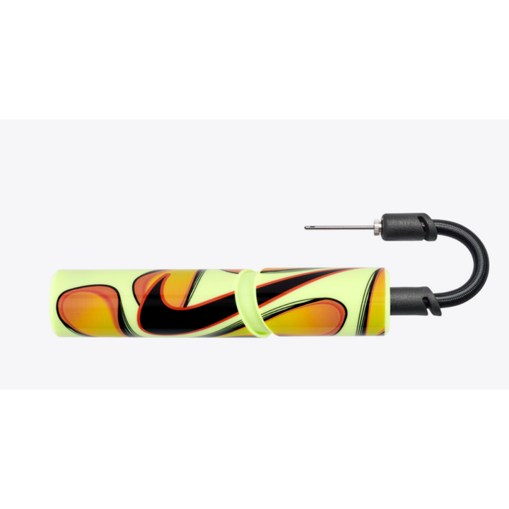 NIKE ESSENTIAL BALL PUMP