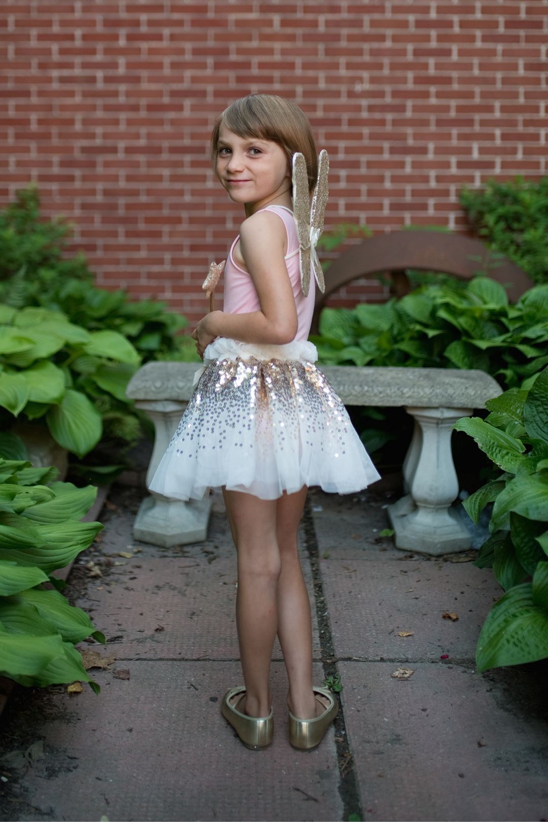 Great Pretenders Gracious Gold Sequins Skirt Wings and Wand manufacturer photo 1