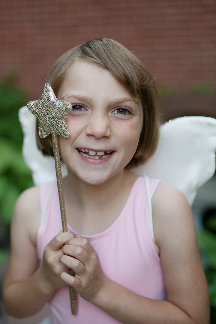 Great Pretenders Gracious Gold Sequins Skirt Wings and Wand manufacturer photo 5