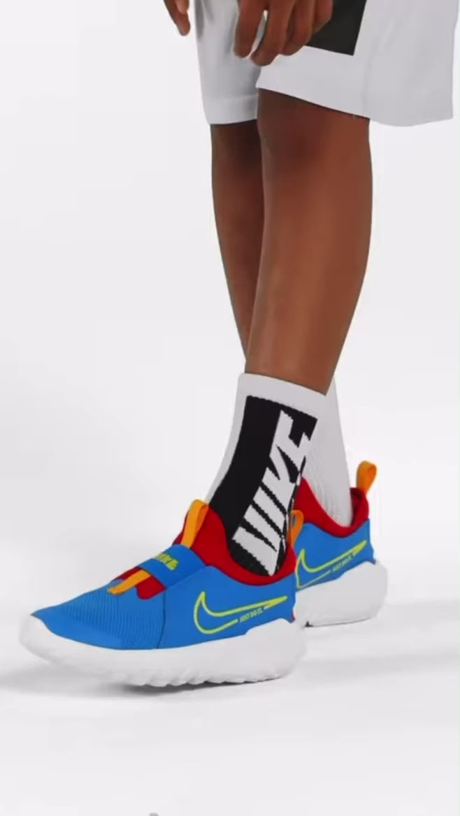 Nike Flex Runner 2 (Little Kid / Big Kid)